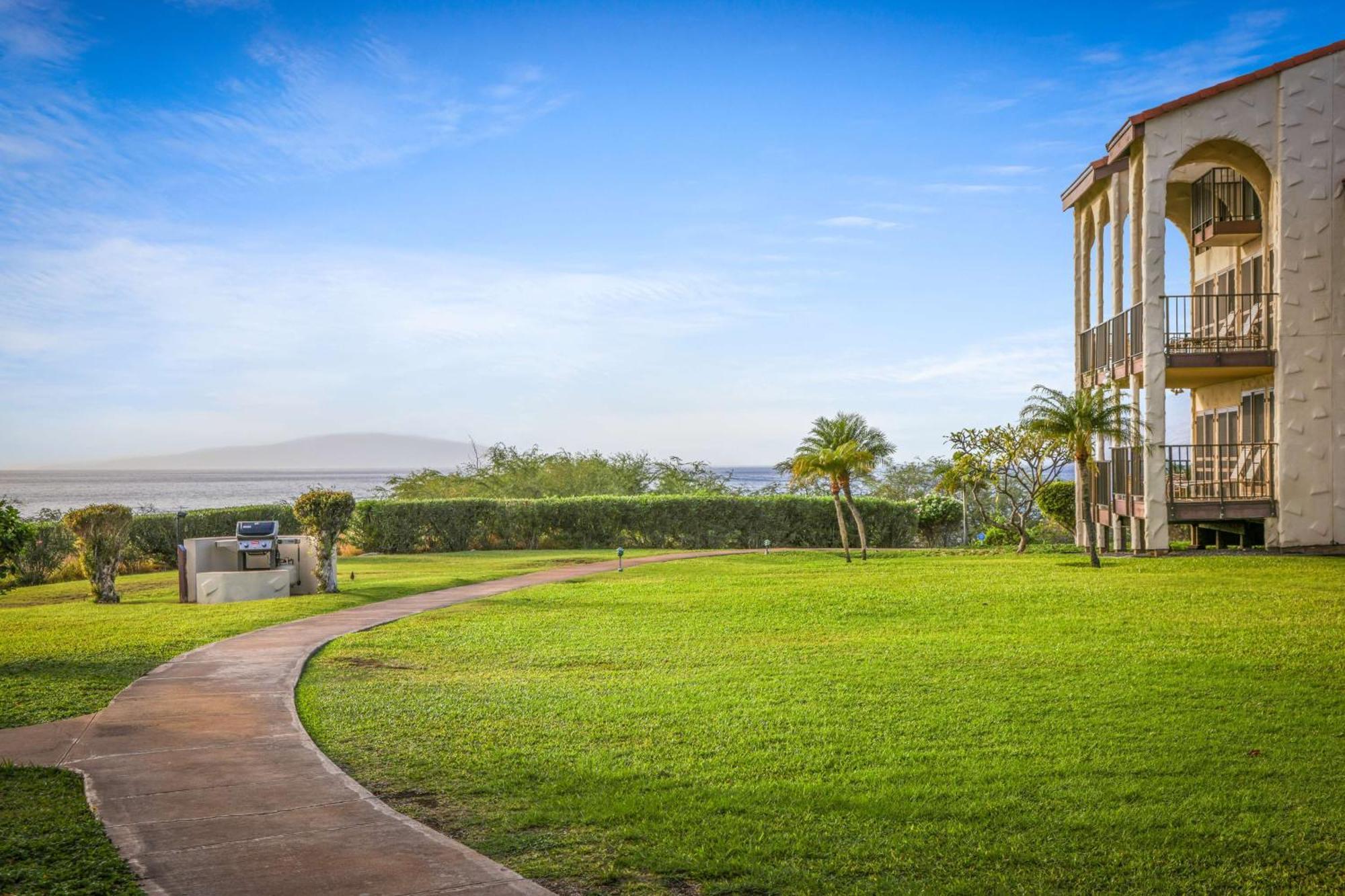 Aston Maui Hill Aparthotel Wailea  Buitenkant foto